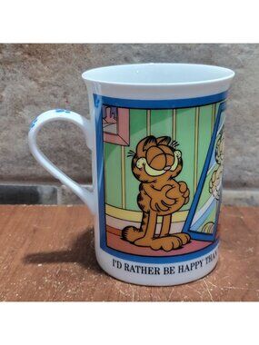 VTG Danbury Mint Garfield Porcelain Mug I'd Rather Be Happy Than Thin 1990